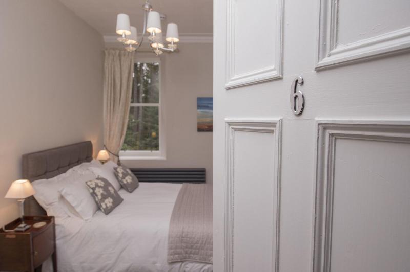 애보인 Lys-Na-Greyne B&B 외부 사진